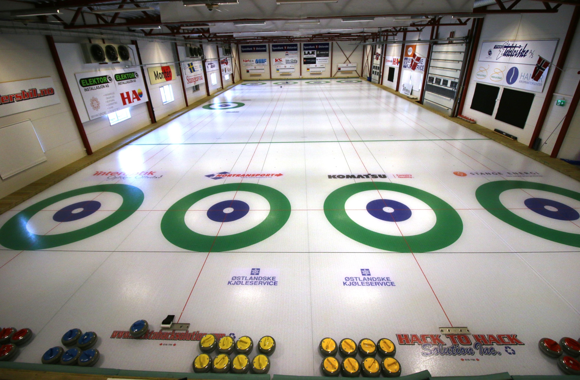 Curlingsesongen avsluttes og isen fjernes